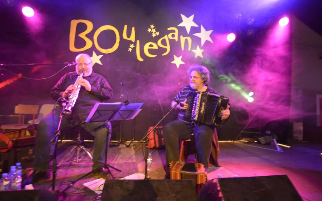 Musicien festival trad boulegan a l'ostal